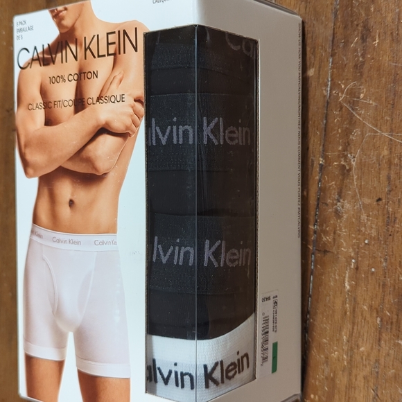 Calvin Klein 5 pack boxer briefs size Large - Picture 3 of 3